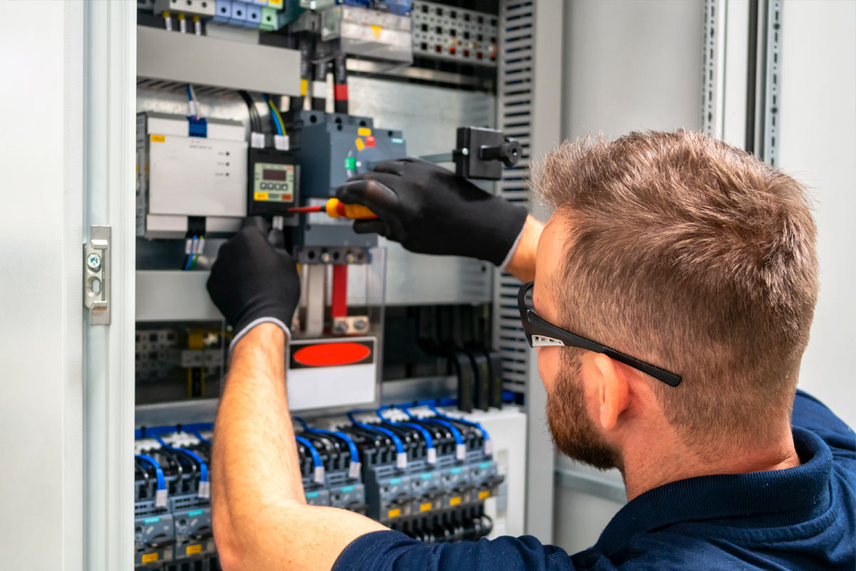 Commercial Electrical Services | Global Installation Cable Commercial Electrician provided ongoing support on your electrical installations, carrying out tests and inspections as required